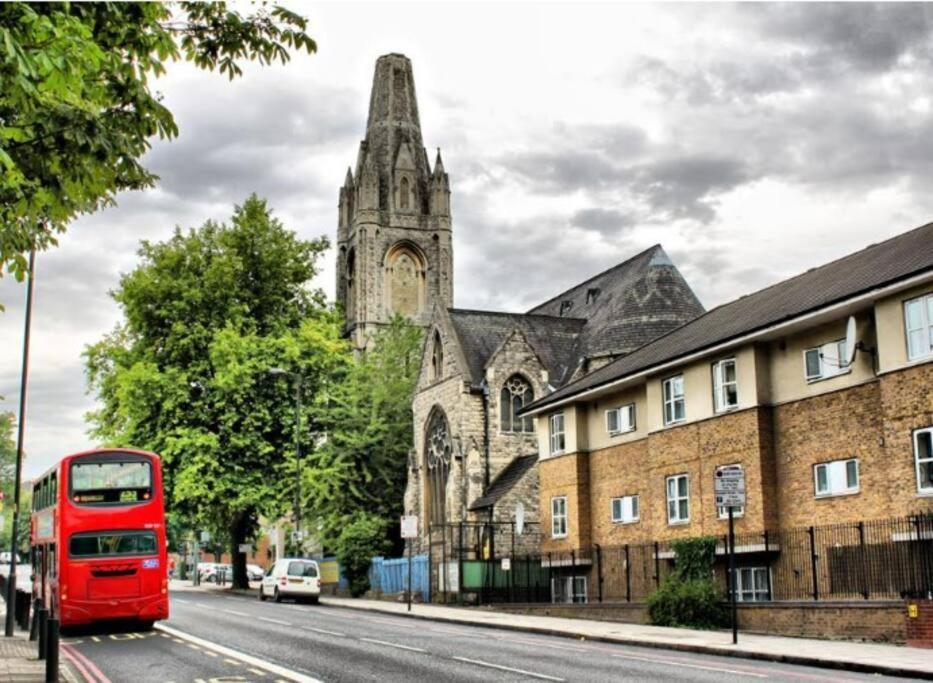London Double Bedroom Hotel In Tufnell Park With Wifi Exterior foto